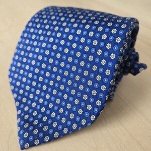 Brooks Brothers Blue Silk Tie with White Floral Microdots